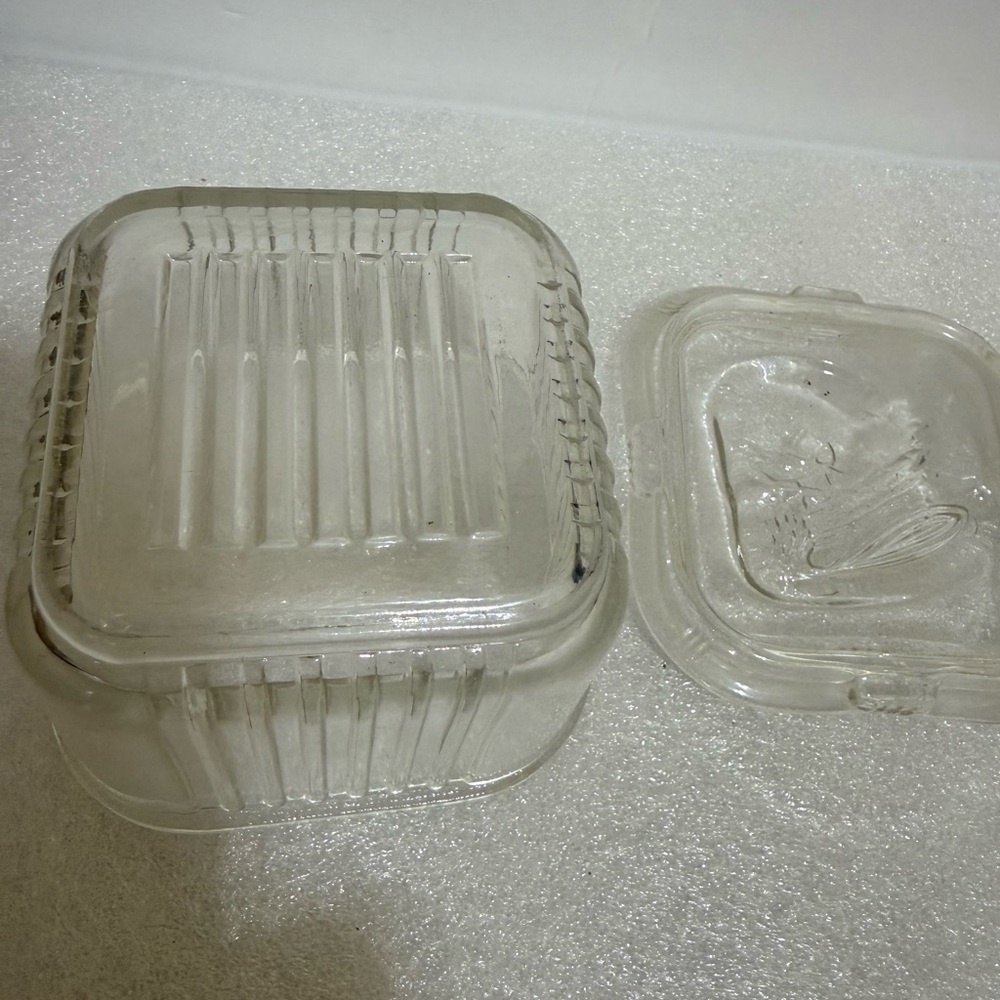 Clear Glass Storage Container - Picture 3 of 5